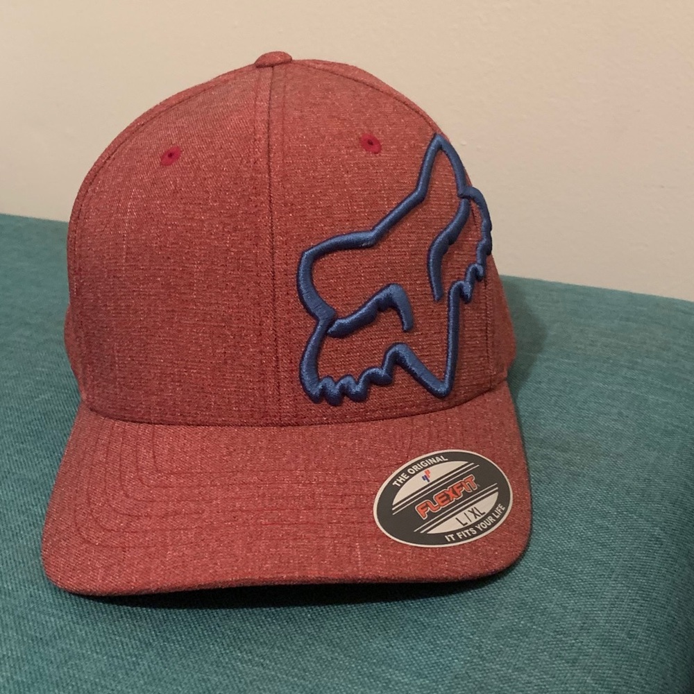 Uni-Sex, FOX racing, flex-fit hat, NWT.